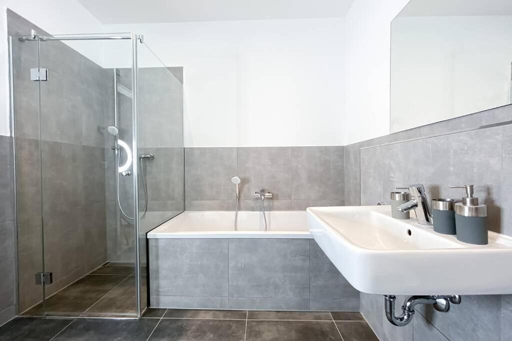 Modernes Luxus-Apartment Im Leipziger Zentrum Exterior photo